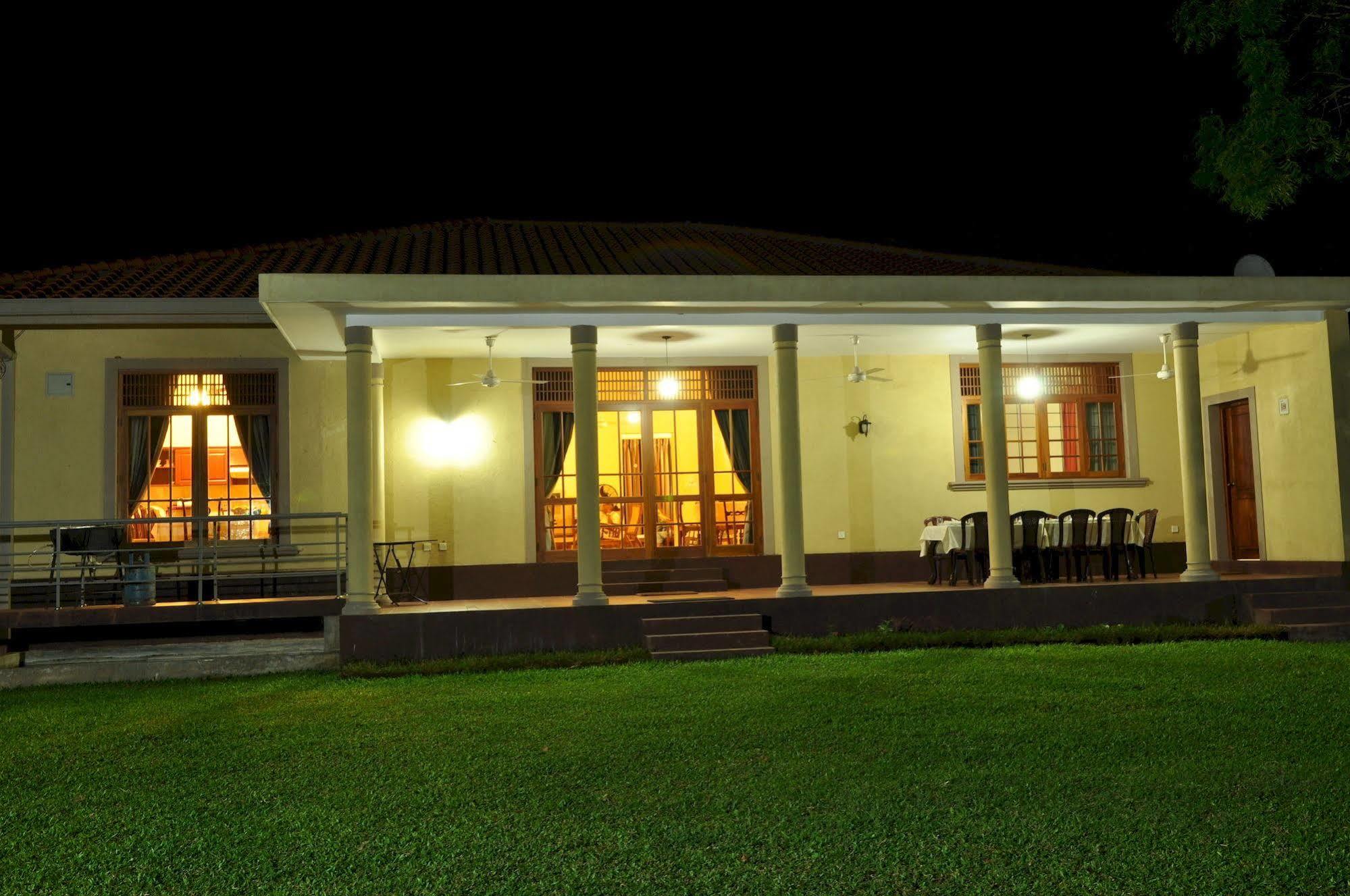 טיסמהרמה The Lake View Bungalow Yala מראה חיצוני תמונה