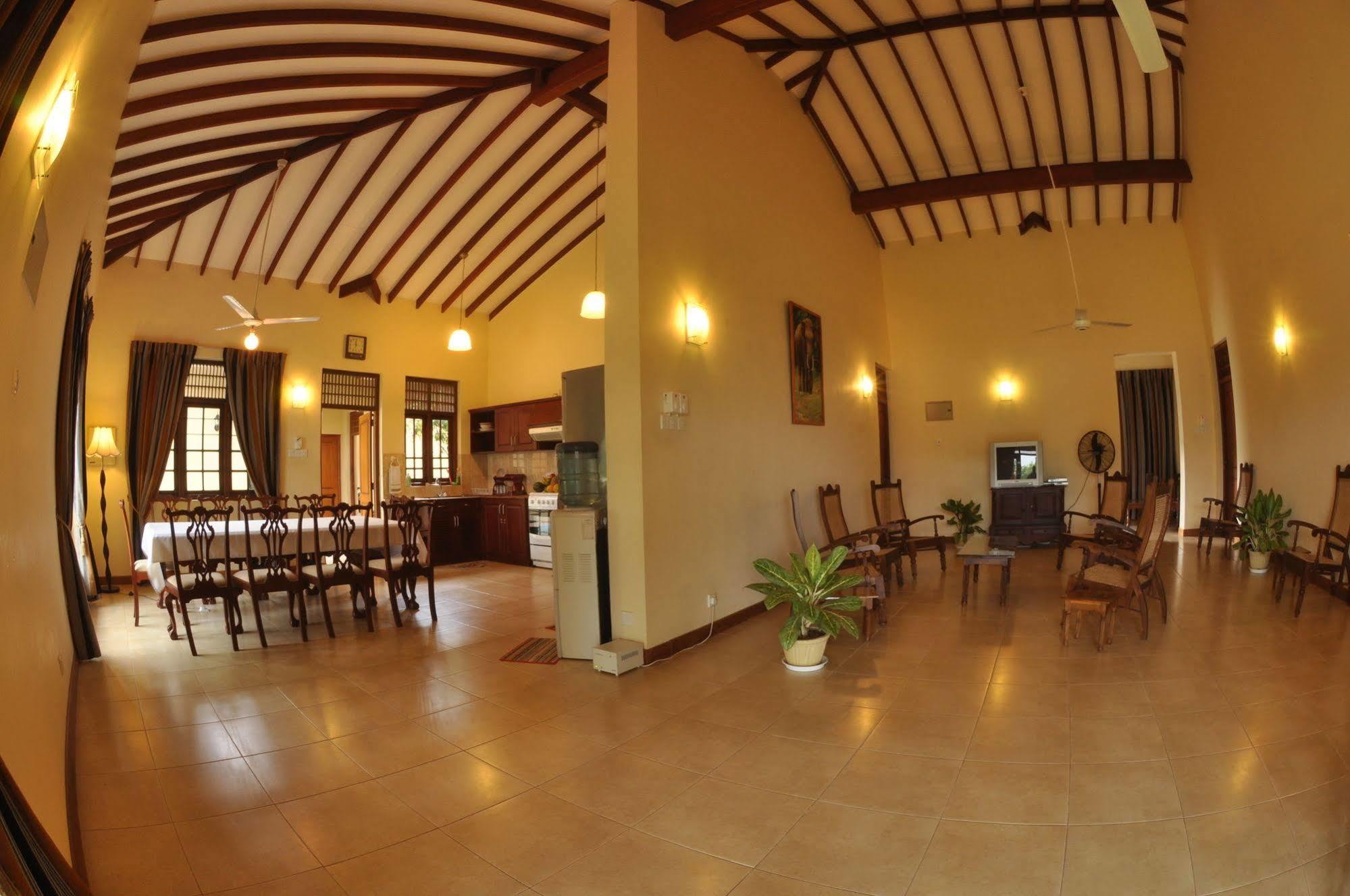 טיסמהרמה The Lake View Bungalow Yala מראה חיצוני תמונה