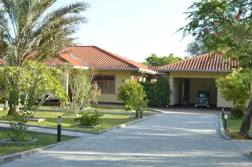 טיסמהרמה The Lake View Bungalow Yala מראה חיצוני תמונה