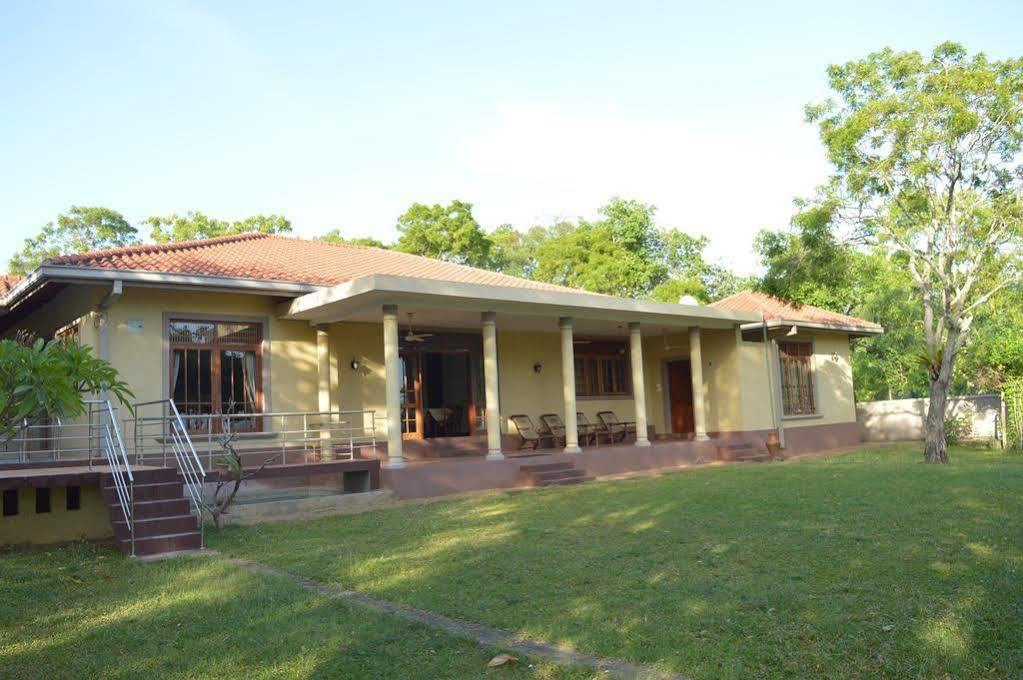 טיסמהרמה The Lake View Bungalow Yala מראה חיצוני תמונה