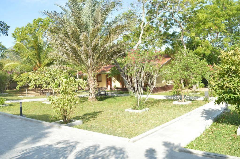 טיסמהרמה The Lake View Bungalow Yala מראה חיצוני תמונה